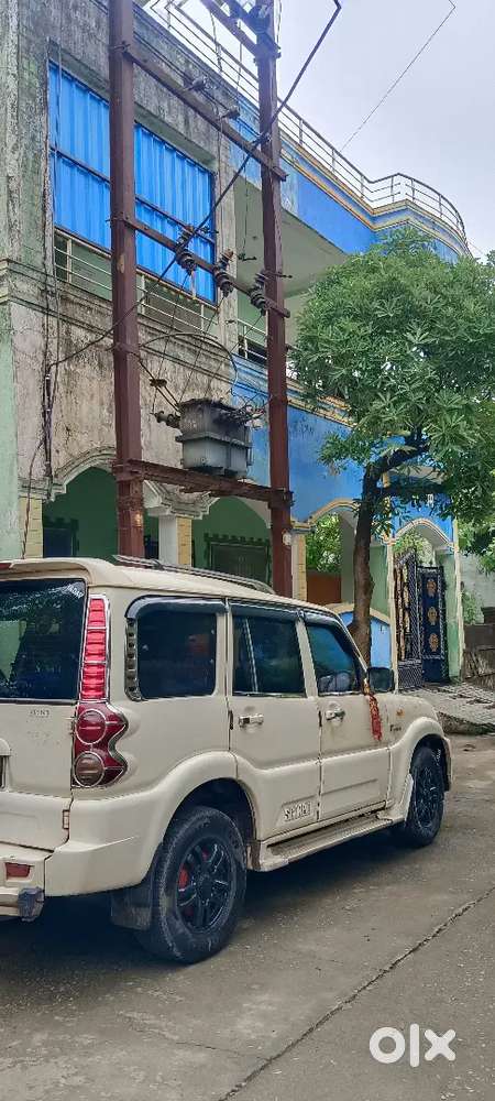 Mahindra Scorpio 2011 डीज़ल