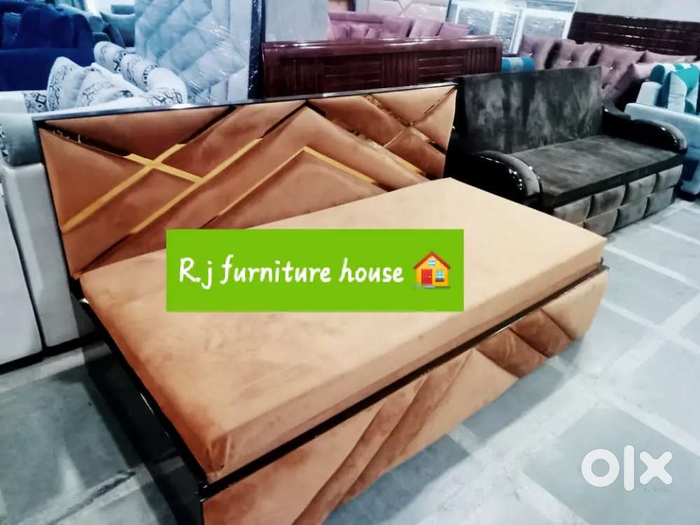 New wooden Sofa cum bed with storage 6*6 in rajouri garden Beds