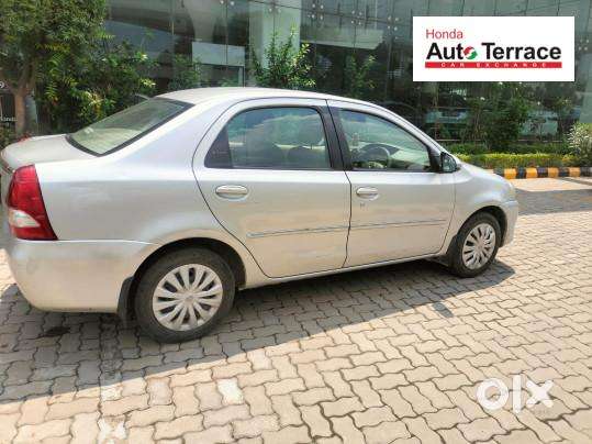 Toyota Etios 1.5 V, 2016, Petrol