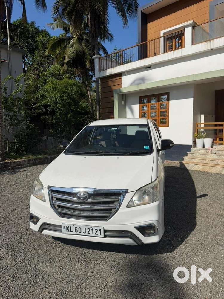 Toyota Innova 2015 Diesel Well Maintained