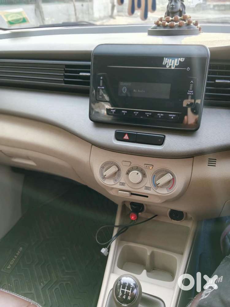 Maruti Suzuki Ertiga Vxi (o) Cng, 2025, Cng & Hybrids