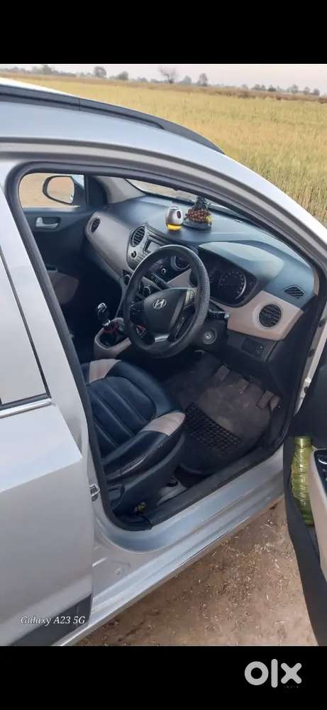 Hyundai Grand I10 Prime 2015 Diesel 120000 Km Driven