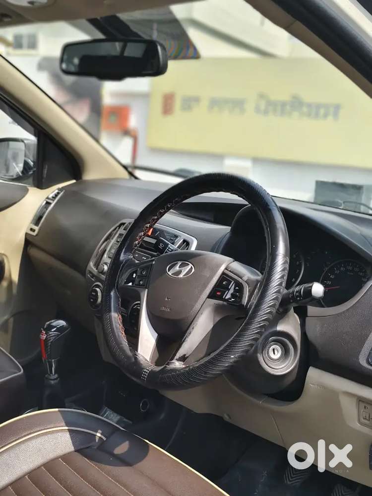 Hyundai I20 Sportz 2014