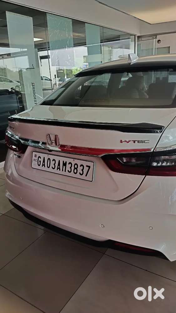 City Vx Cvt Apex Edition Brand New Just 2000 Km.