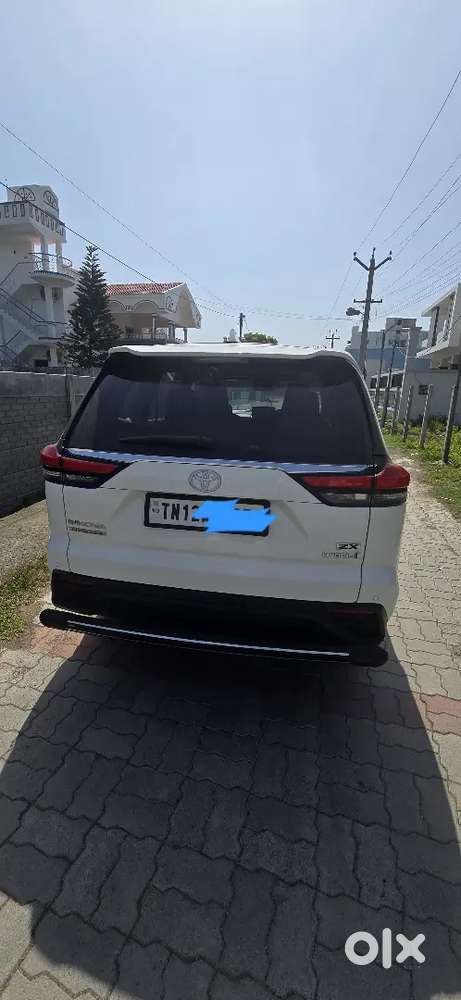 Toyota Innova Hycross Zx 2023 June Model