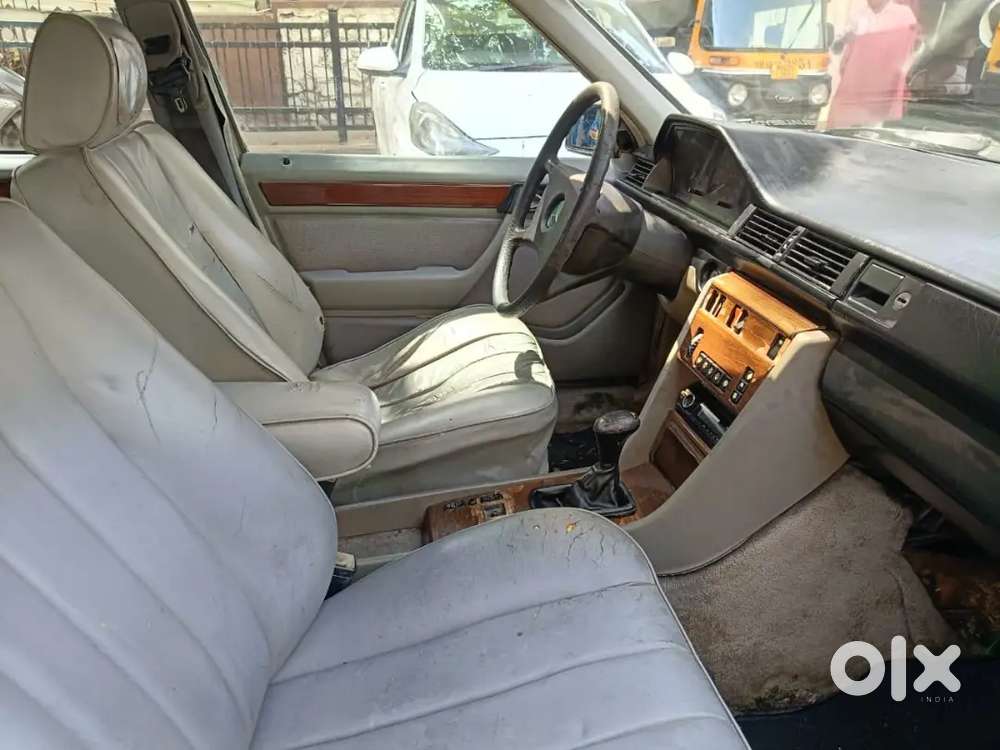 W124 Mercedes Left Hand Drive