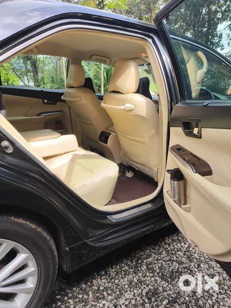 Toyota Camry Hybrid 2016 In Immaculate Condition