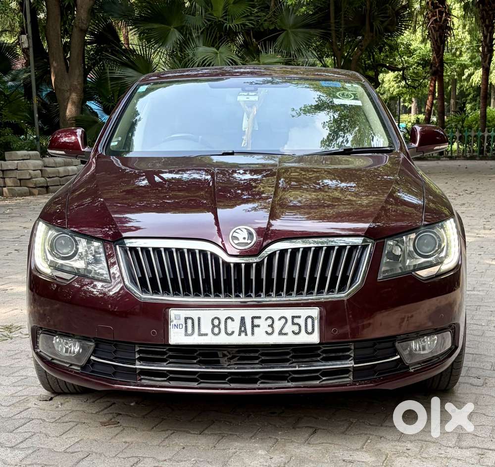 Skoda Superb Elegance 1.8 Tsi At, 2014, Petrol