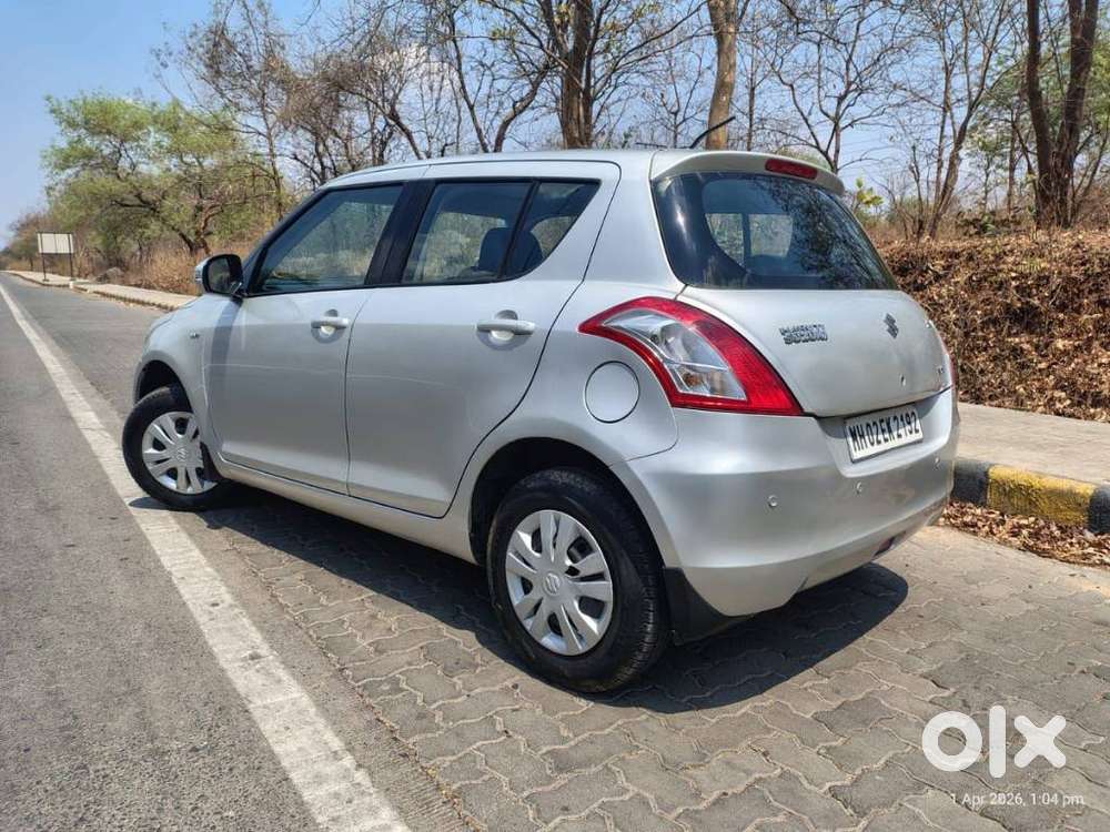 Maruti Suzuki Swift Vxi + Manual, 2016, Petrol