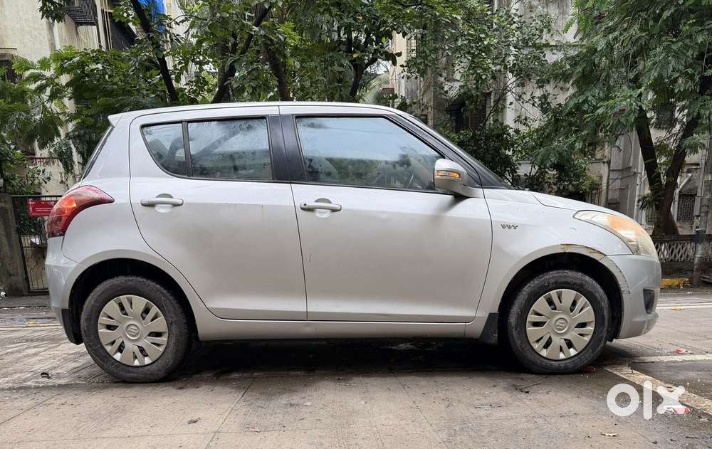 Maruti Suzuki Swift Vxi Abs Bsiv, 2012, Petrol