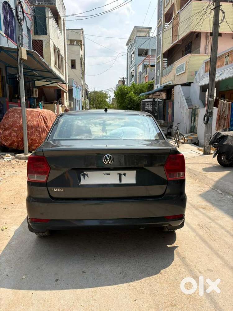 Volkswagen Ameo 2016 Petrol Well Maintained