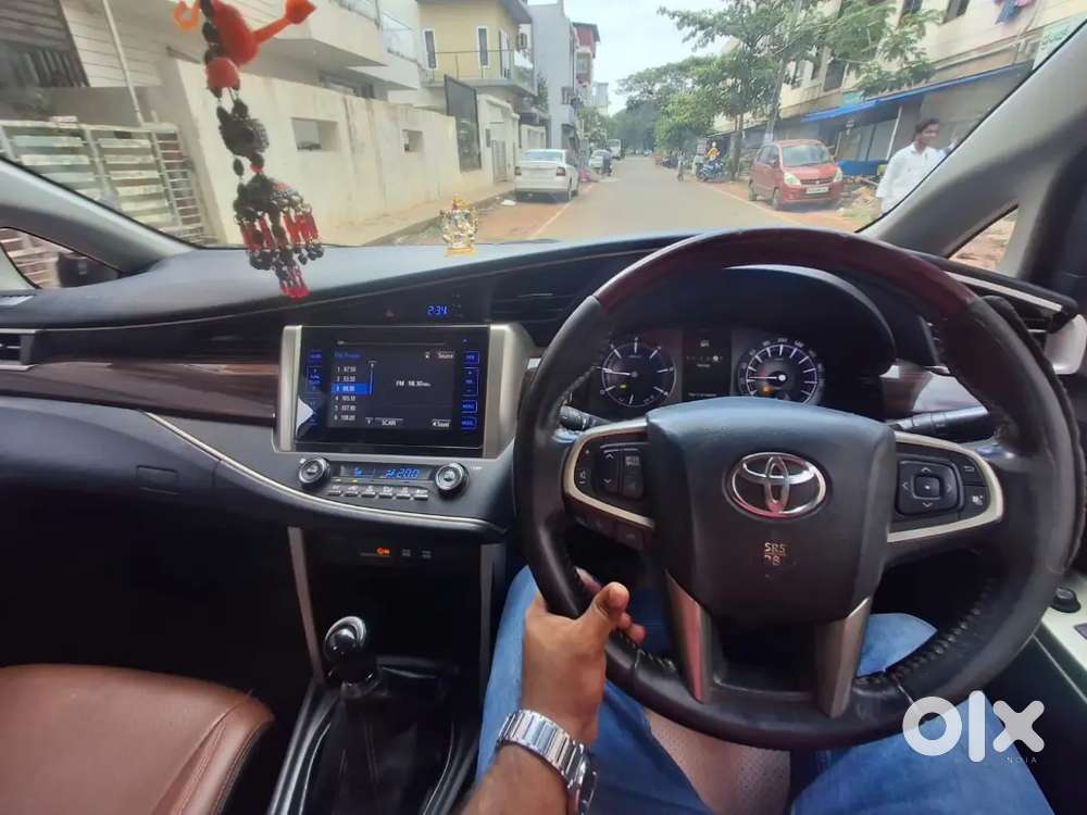 Toyota Innova Crysta 2016 Diesel Manual
