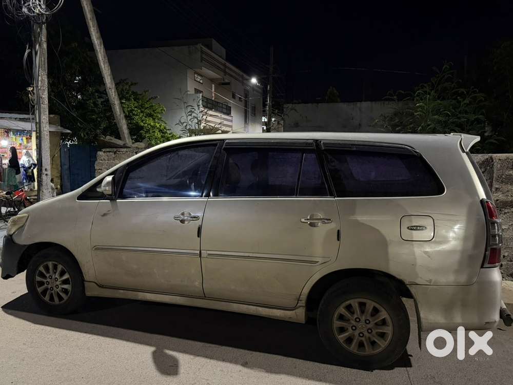 Toyota Innova Diesel 2.5 2012