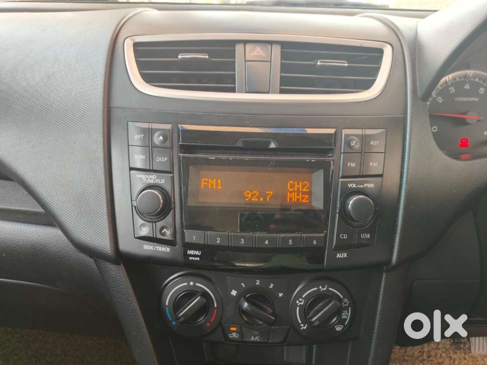 Maruti Suzuki Swift Vxi, 2016, Petrol