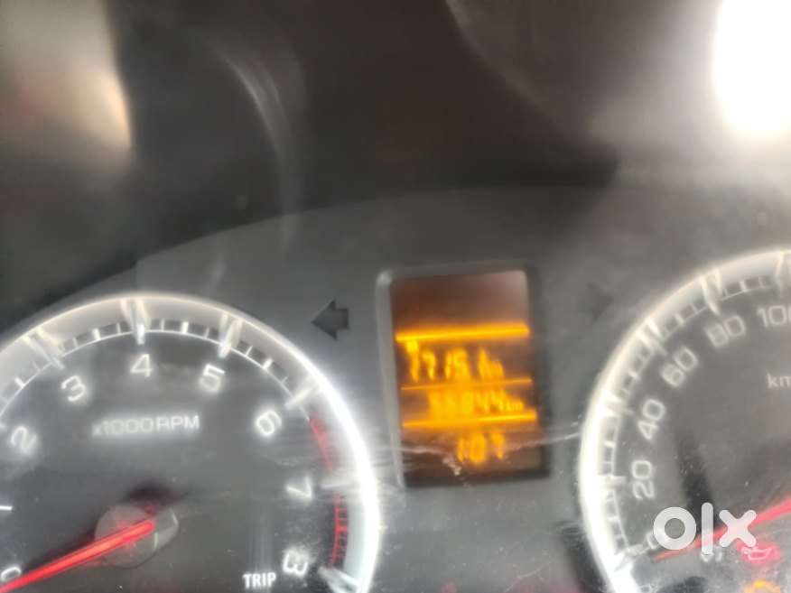 Maruti Suzuki Swift Dzire Vxi(o) Mt, 2013, Petrol