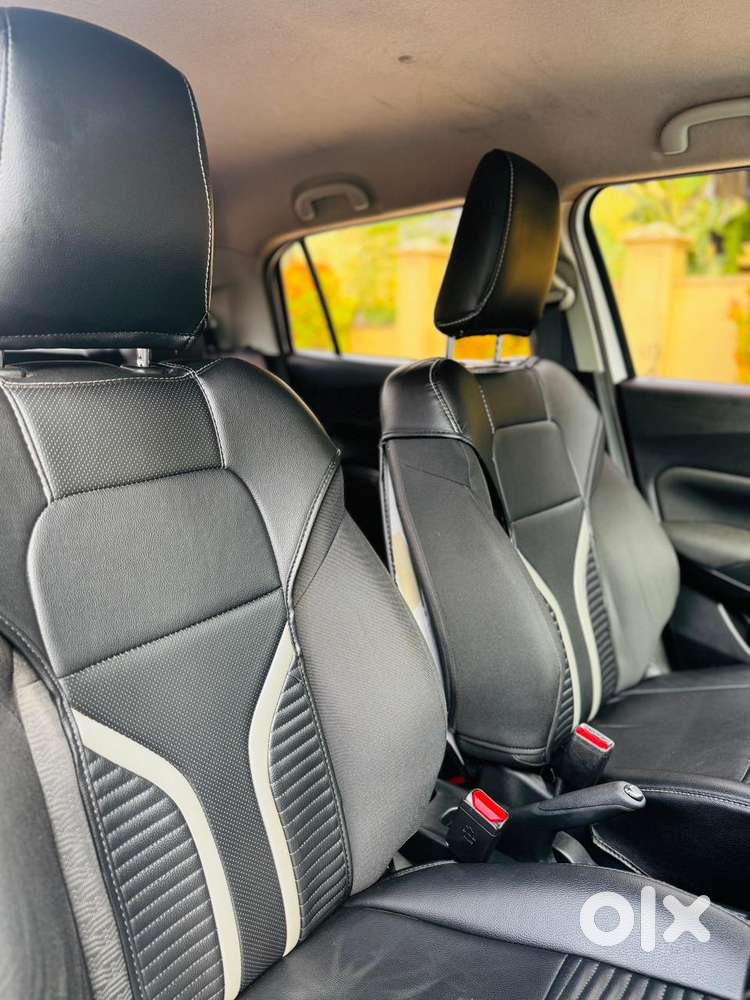 Maruti Suzuki Swift Vxi + Manual, 2024, Petrol