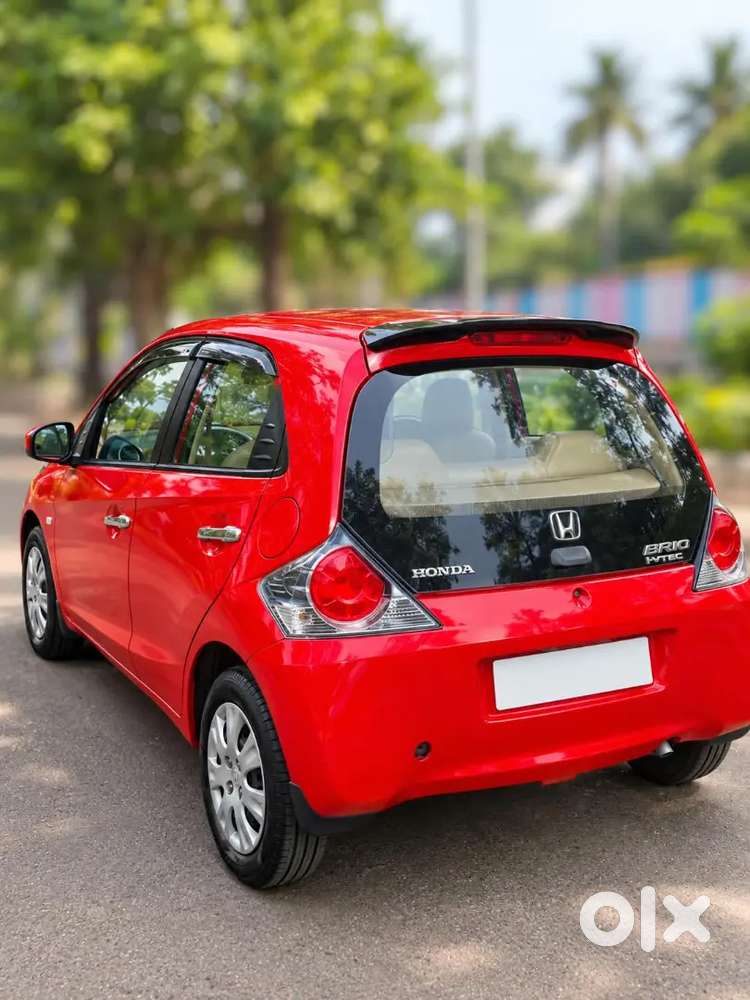 Honda Brio Mt 2012