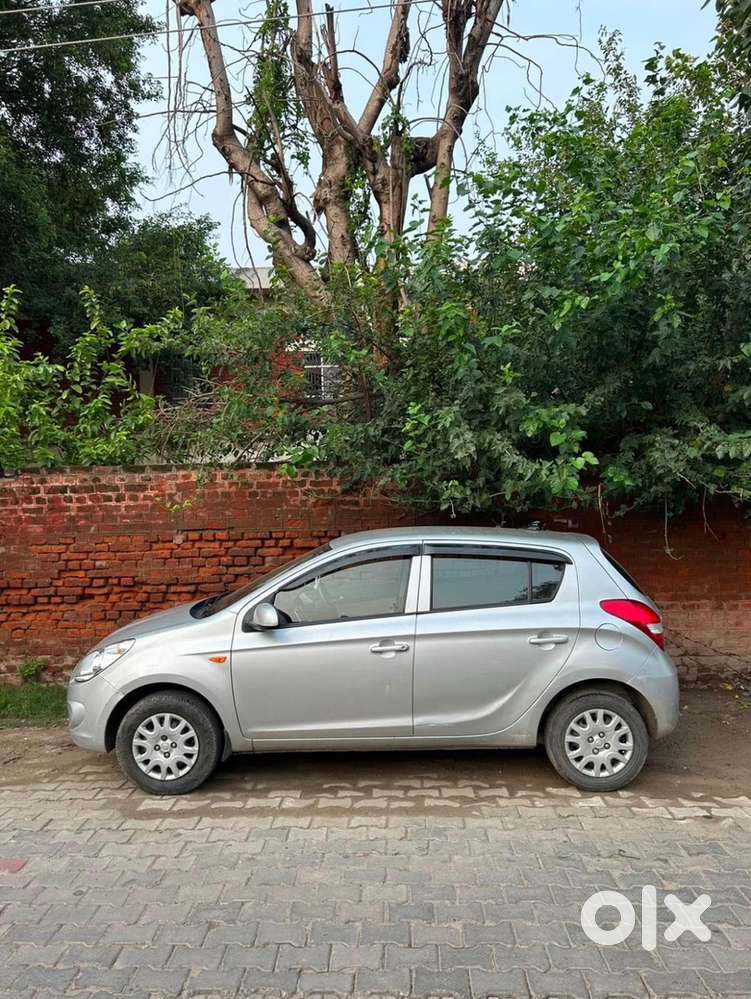 Hyundai I20 Petrol Manual 2010