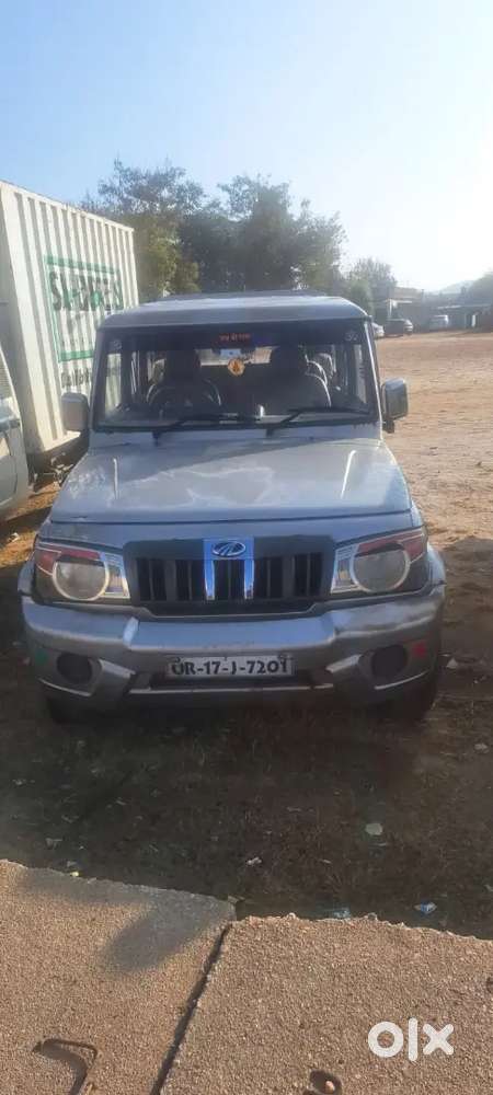 Bolero Sle Good Condition Tyre New  Seat Cover Battery New
