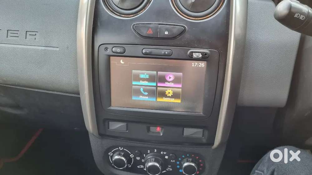 Ranault Duster Rxs Cvt Automatic 2017 Model