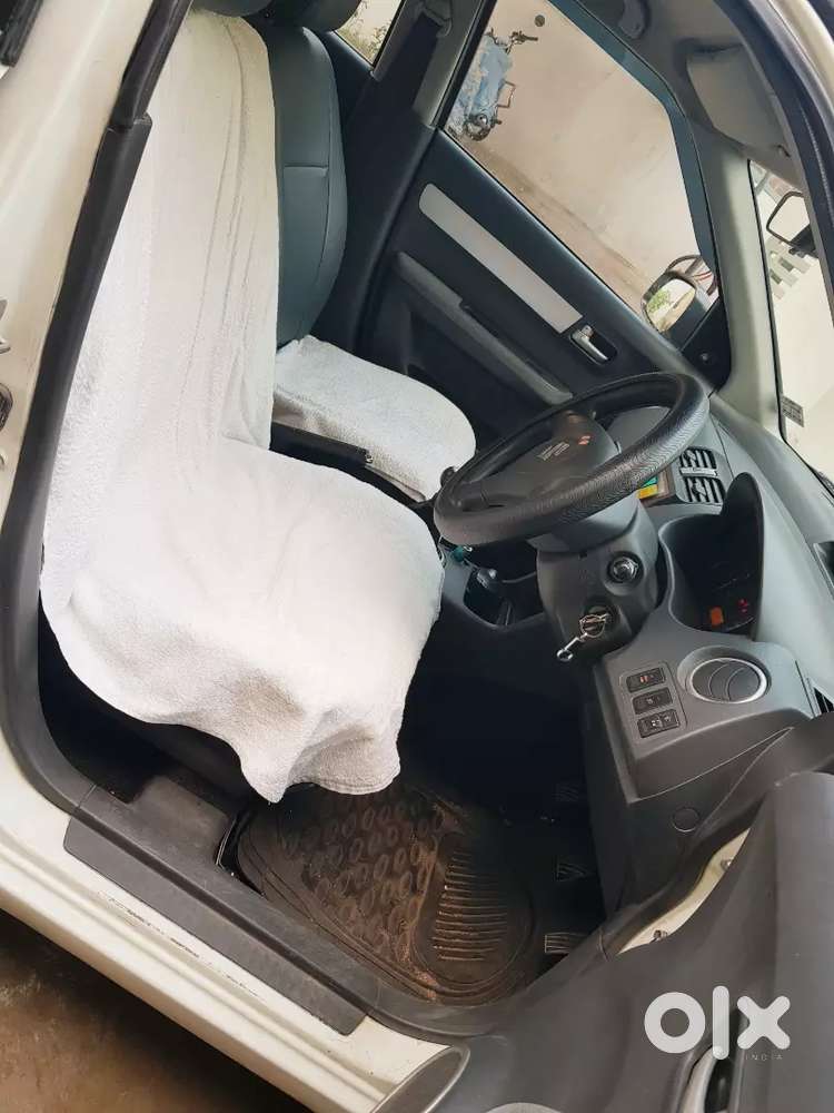 Maruti Suzuki Dzire 2010