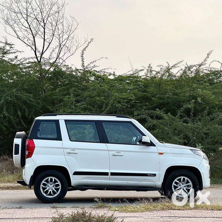 Mahindra Tuv 300 Mhawk100 T8, 2018