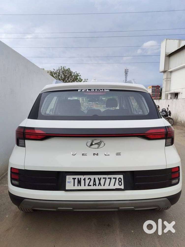 Hyundai Venue S, 2023, Petrol