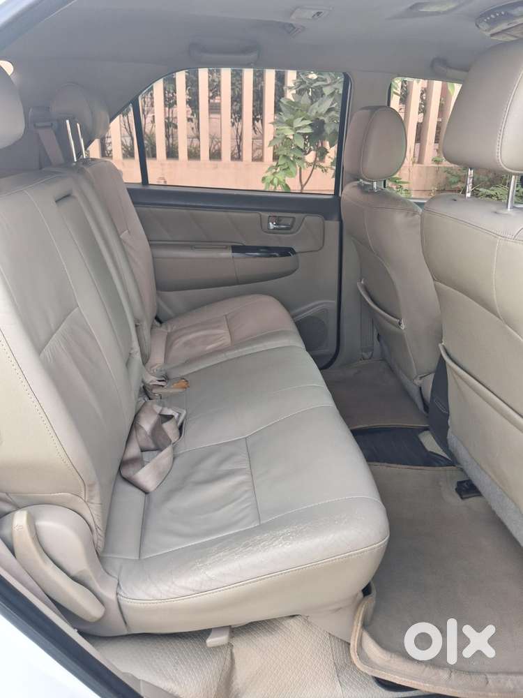 Toyota Fortuner 3.0 4x2 Automatic, 2012, Diesel