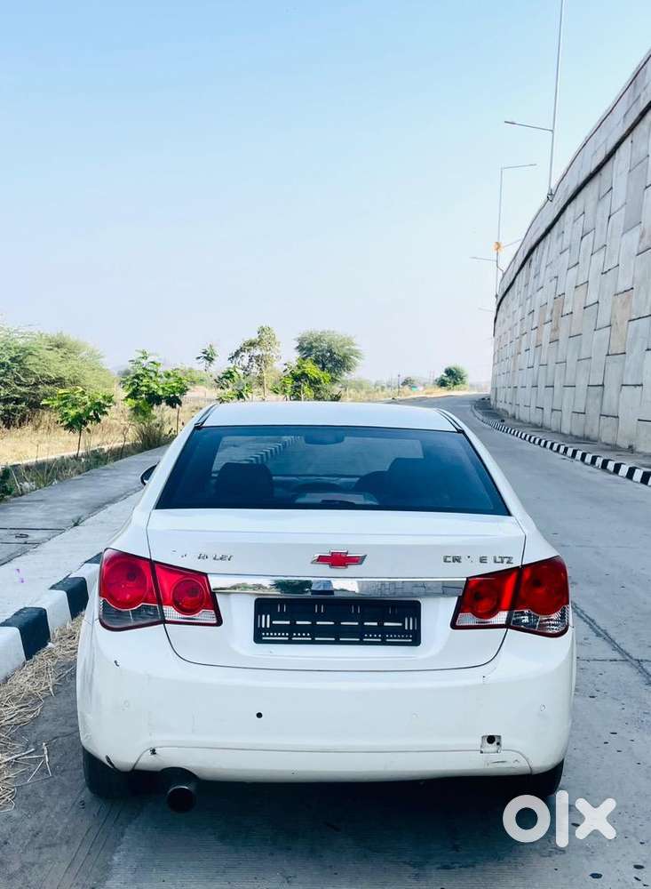 Chevrolet Cruze 2011 Diesel 150000 Km Driven