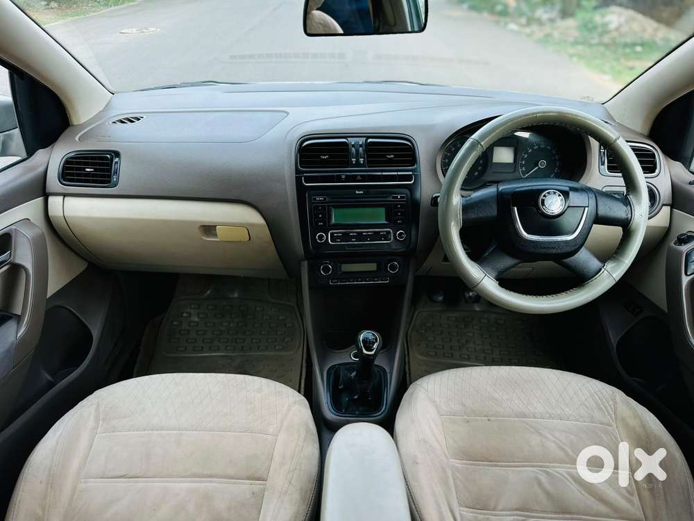 Skoda Rapid 1.5 Elegance Tdi Mt, 2012, Diesel
