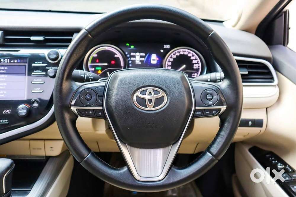 Toyota Camry Hybrid, 2019, Petrol