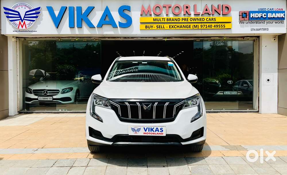 Mahindra Xuv700 2.0 Mx Petrol Mt 5 Str, 2022, Petrol