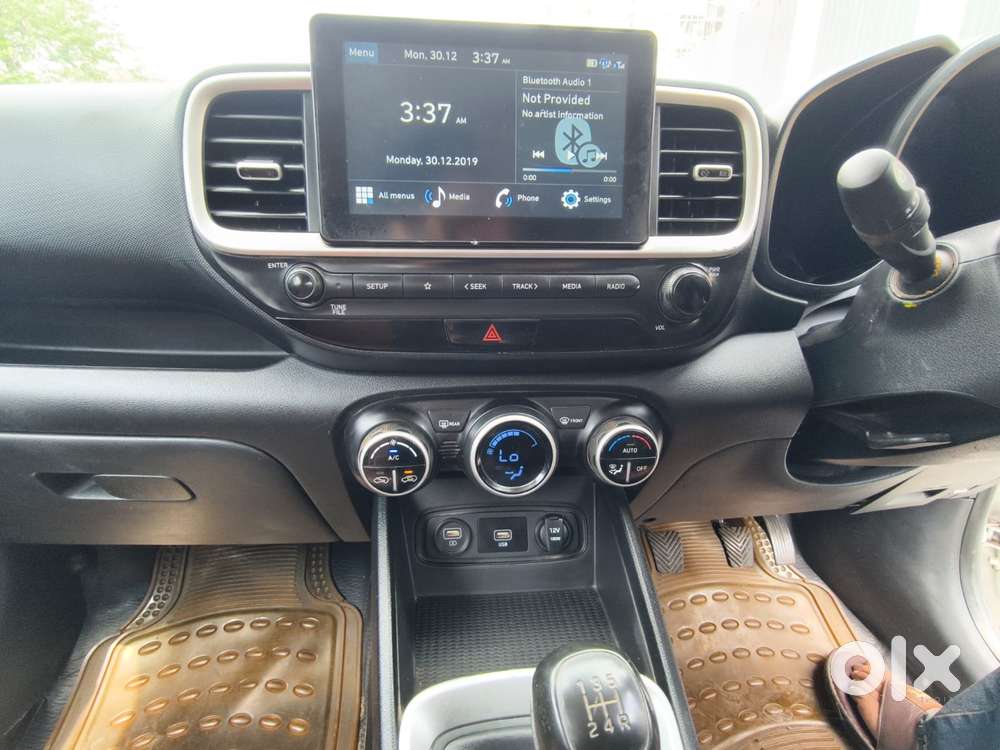 Hyundai Venue S, 2020, Cng & Hybrids