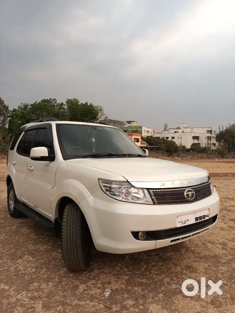 Tata Safari Storme 2013