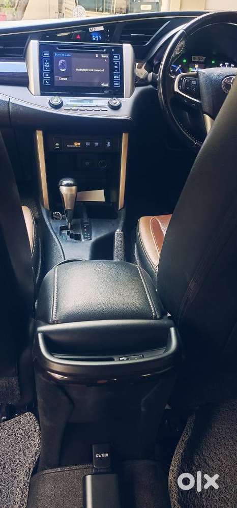 Toyota Innova Crysta 2.8z Automatic, 2019, Diesel