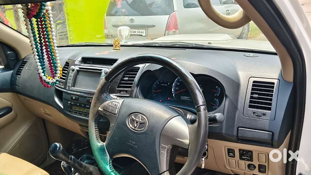 Toyota Fortuner 2011-2016 4x4 Mt, 2014, Diesel