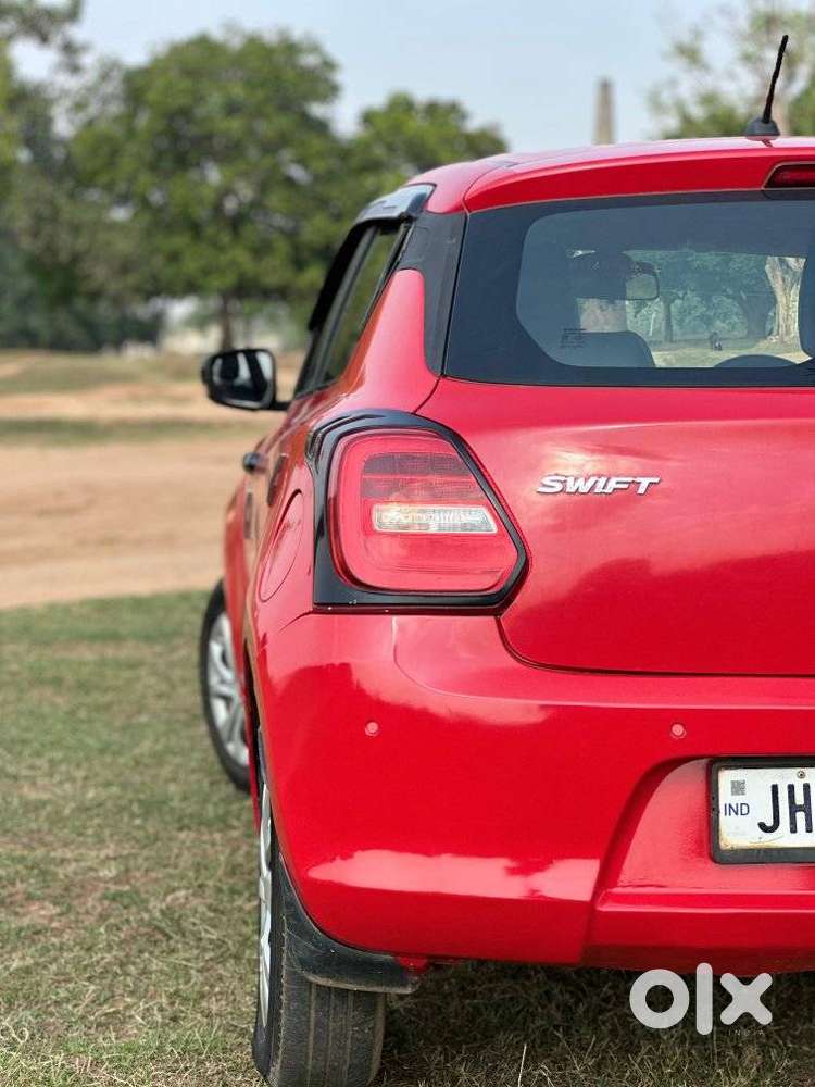 Maruti Suzuki Swift Vxi + Manual, 2020, Petrol