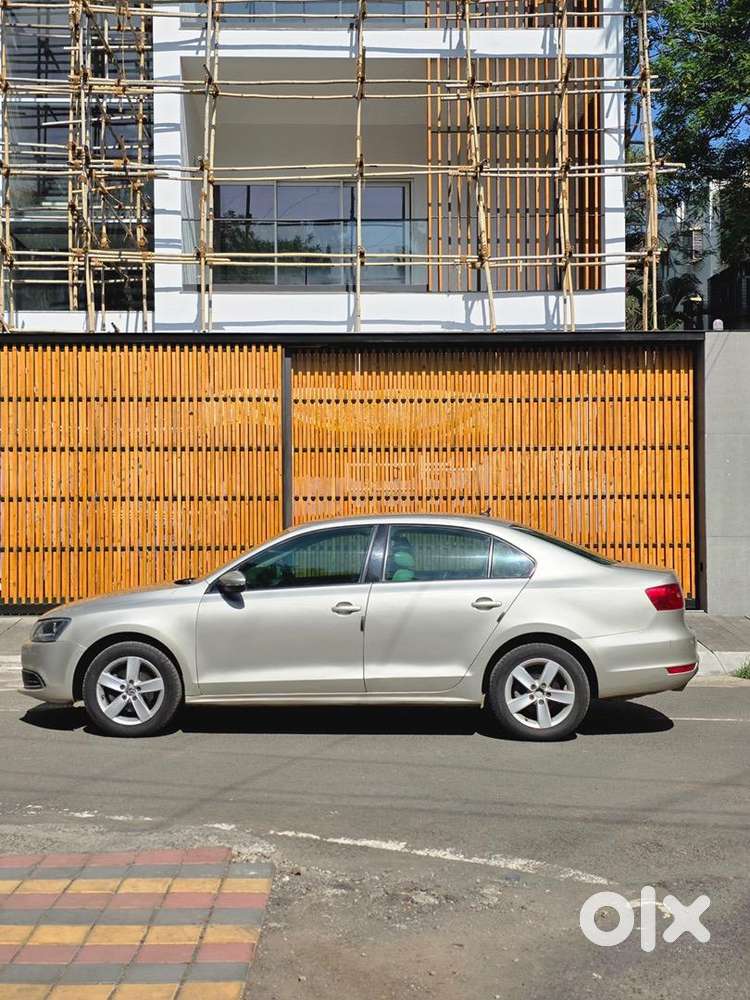 Volkswagen Jetta 2014 Petrol Well Maintained