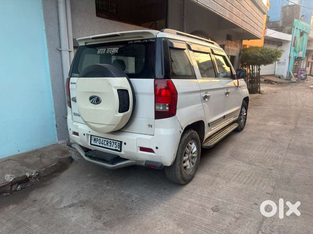 Mahindra Tuv 300 2017 Diesel Well Maintained