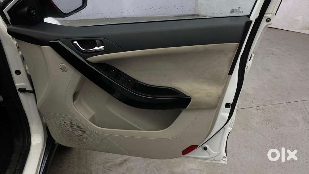 Tata Nexon 1.2 Revotron Xz Plus (s), 2021, Petrol