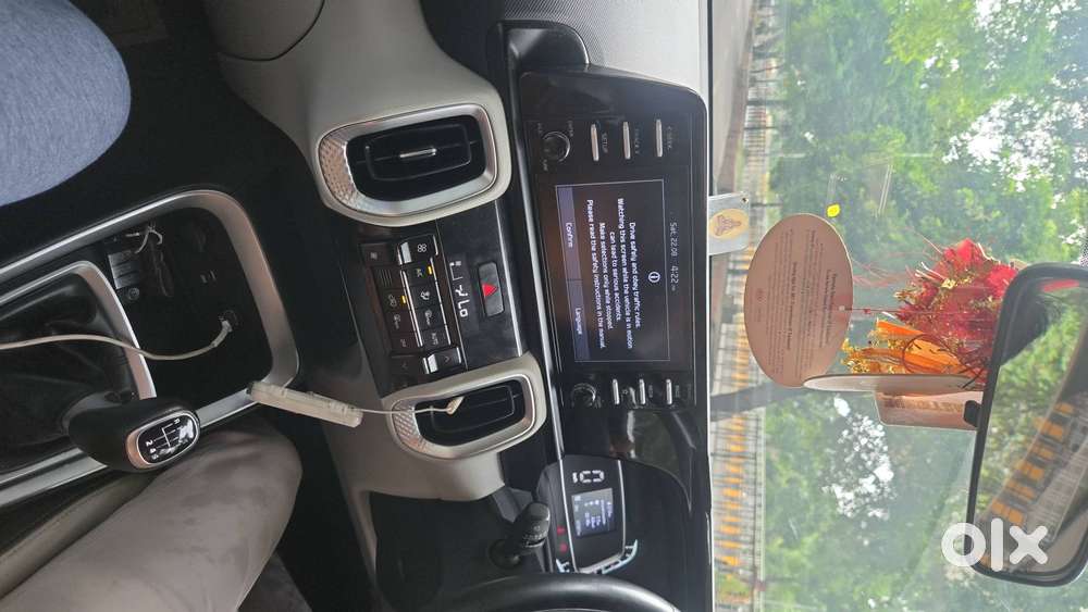 Kia Sonet Petrol 2020