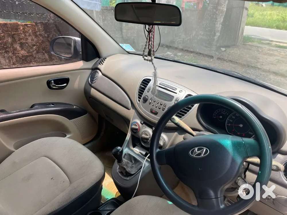 Hyundai I10 Sportz 1.2 (2011) - Well Maintained