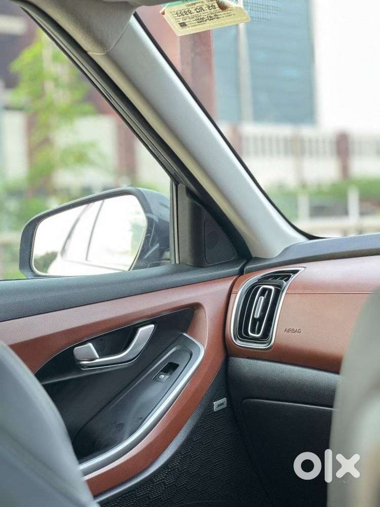 Hyundai Alcazar 1.5 Signature (o) Diesel At 6 Str Dual Tone, 2022, D..