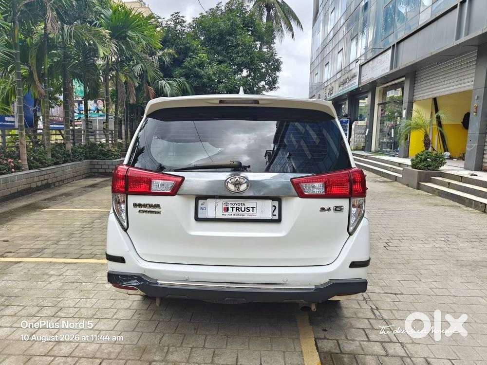 Toyota Innova Crysta 2.4 G Mt 8s, 2017, Diesel