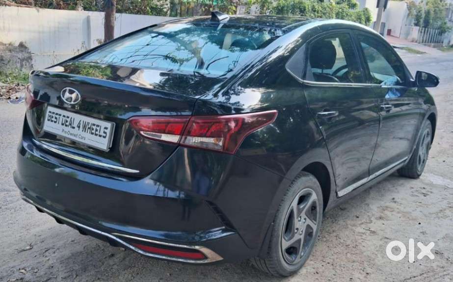 Hyundai Verna 1.5 S Plus Petrol Mt, 2022, Petrol
