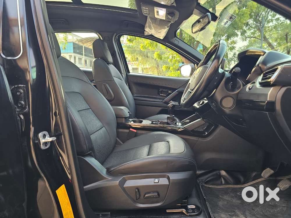 Tata Safari 2.0 Xz Plus 6 S Dark Edition, 2023, Diesel