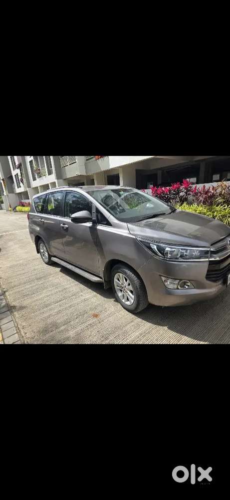 Toyota Innova Crysta 2018