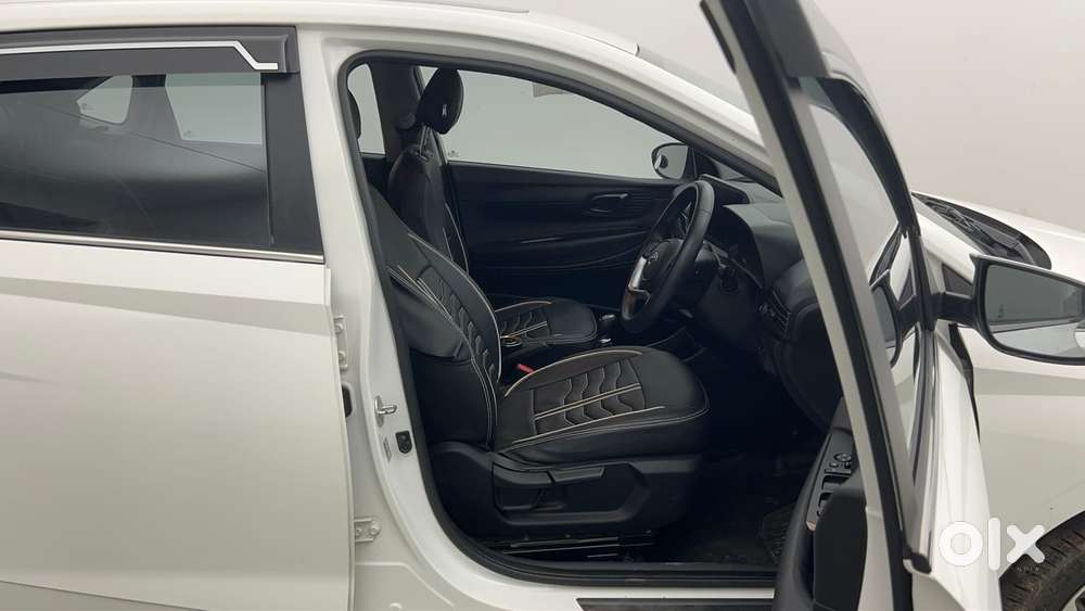 Hyundai New I20 1.2 Asta (o) Mt, 2022, Petrol