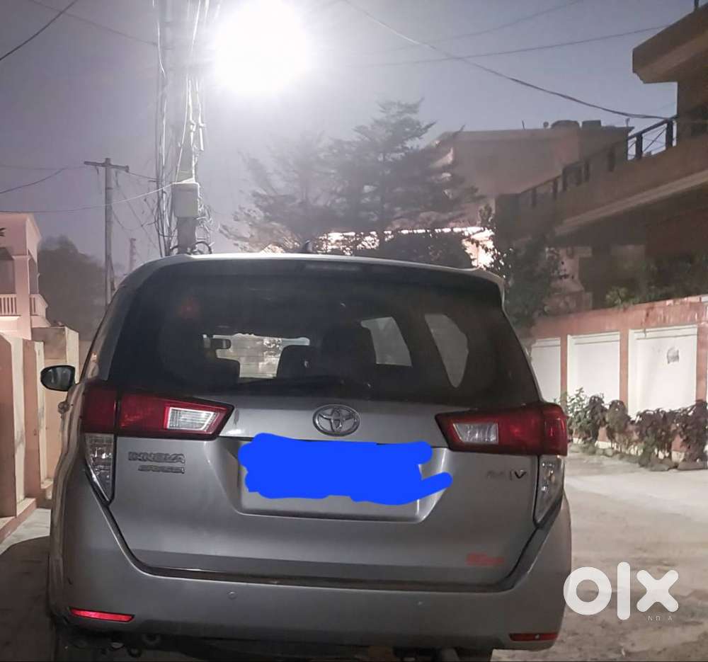 Toyota Innova Crysta 2017