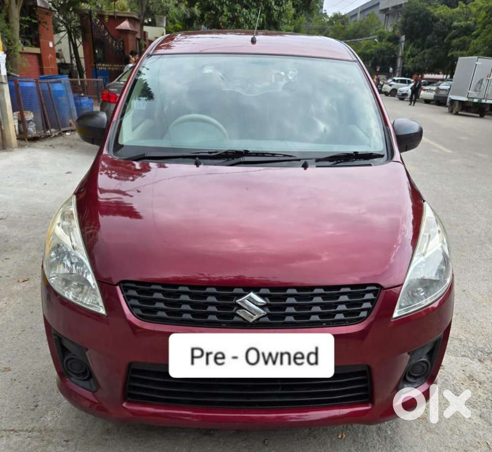 Maruti Suzuki Ertiga Lxi, 2013, Petrol